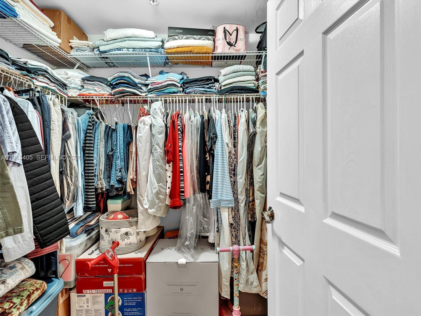 NINE AT MARY BRICKELL VIL - Residential