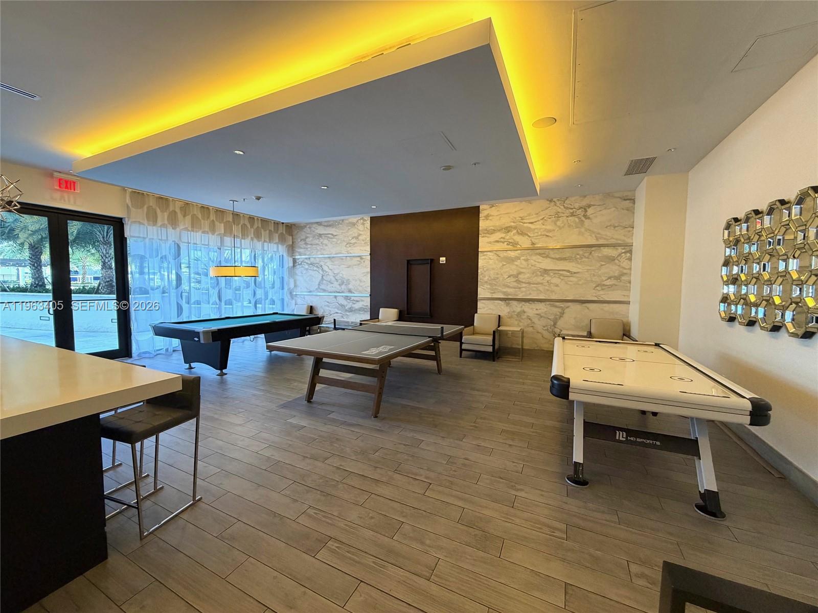 NINE AT MARY BRICKELL VIL - Residential