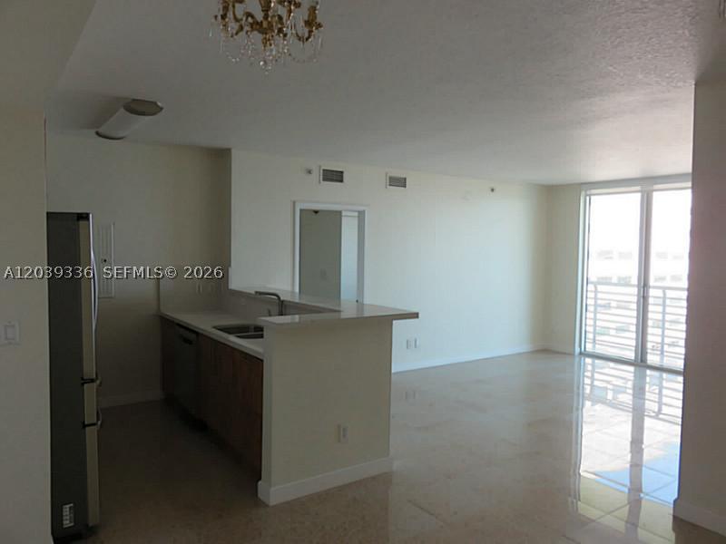 325 S BISCAYNE BLVD 4122