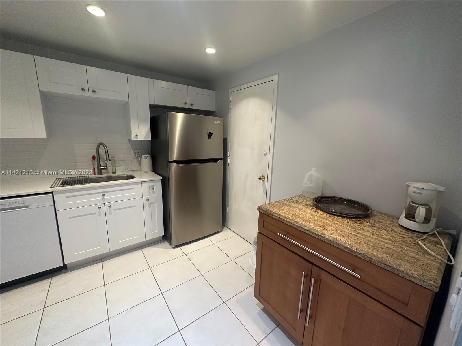 OCEAN VIEW TOWERS CONDO - Residential Lease