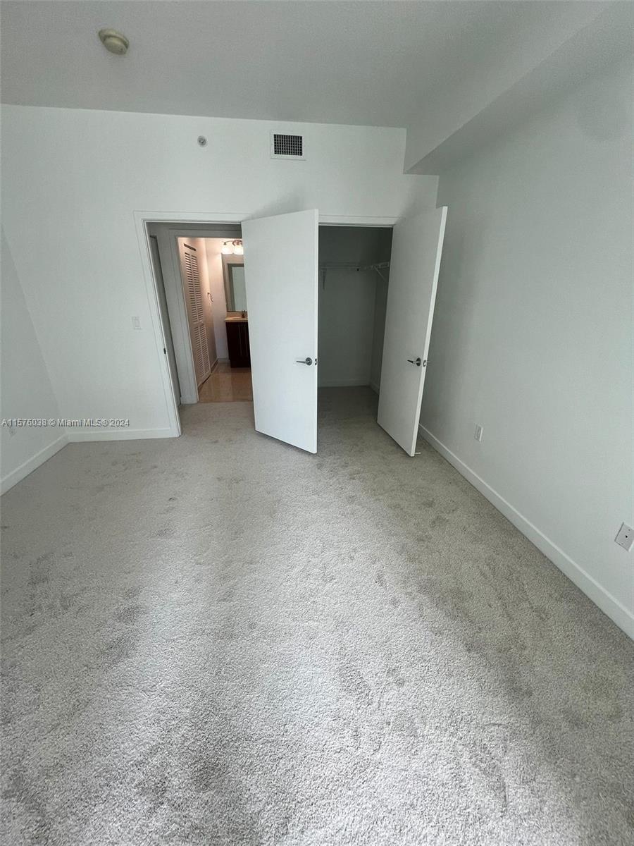 THE AXIS ON BRICKELL II C - Residential Lease