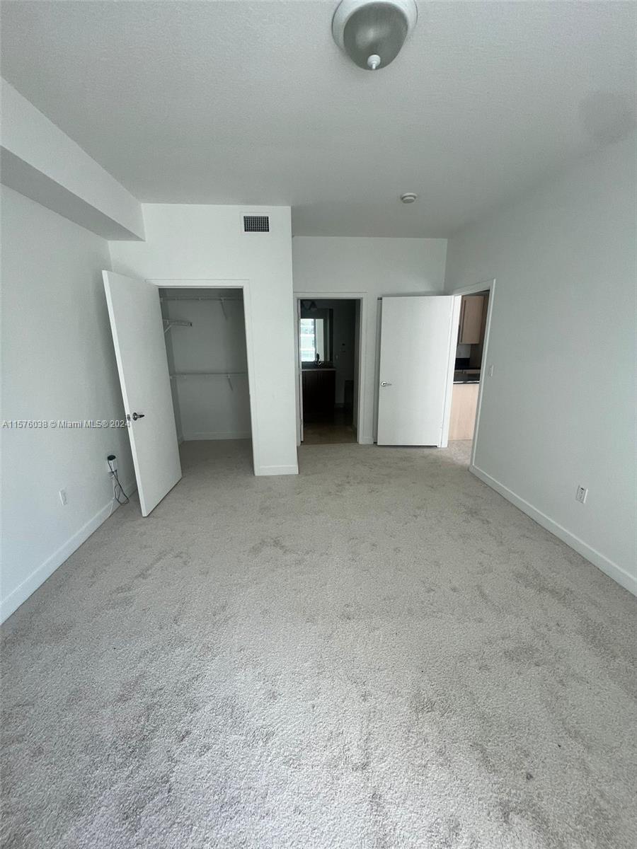 THE AXIS ON BRICKELL II C - Residential Lease