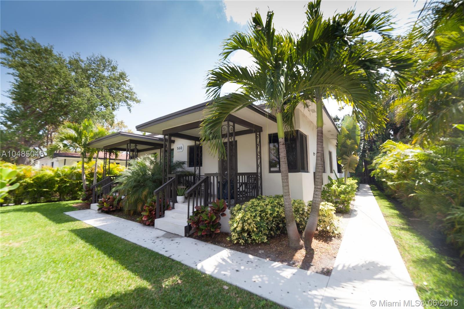 Hidden Gem located in the magnificent Mimo District!!!! Pristine Fully Remodeled 1 Bedroom 1 Bathroom offers Stainless Steel Appliances, Brand New Vynl Planks, Freshly Painted, Remodeled Bathroom, and Walk in Closet. WASHER & DRYER within unit!!!! Walking distance to Biscayne BLVD and near by Shopping Centers. Offers open parking spot and street parking. Minutes away from Wynwood, Mid Town Shops, Brickell and Miami Beach!!!