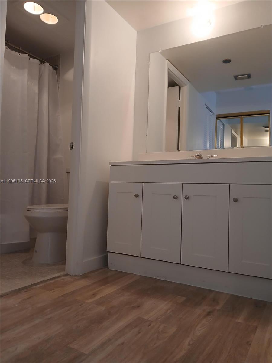 PARK PLACE CONDOMINIUM NO - Residential Lease