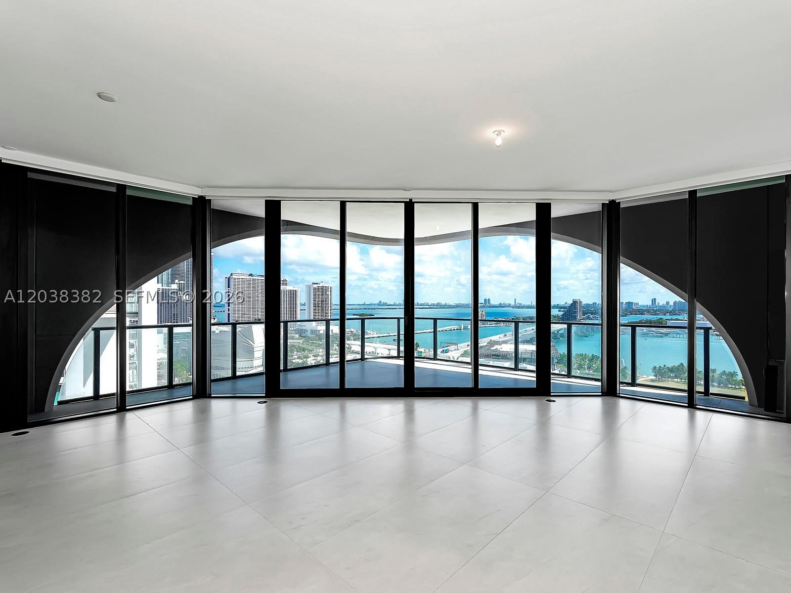 1000 Biscayne Blvd 2002