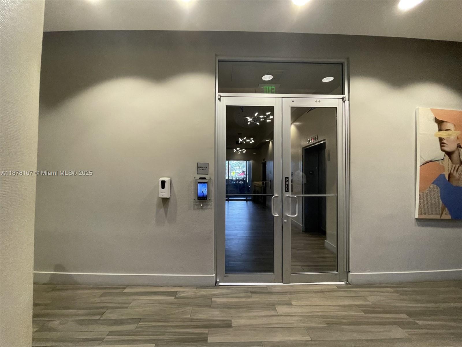 1750 N Bayshore Dr 2502