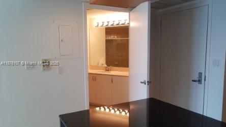 OPERA TOWER CONDO - Residential