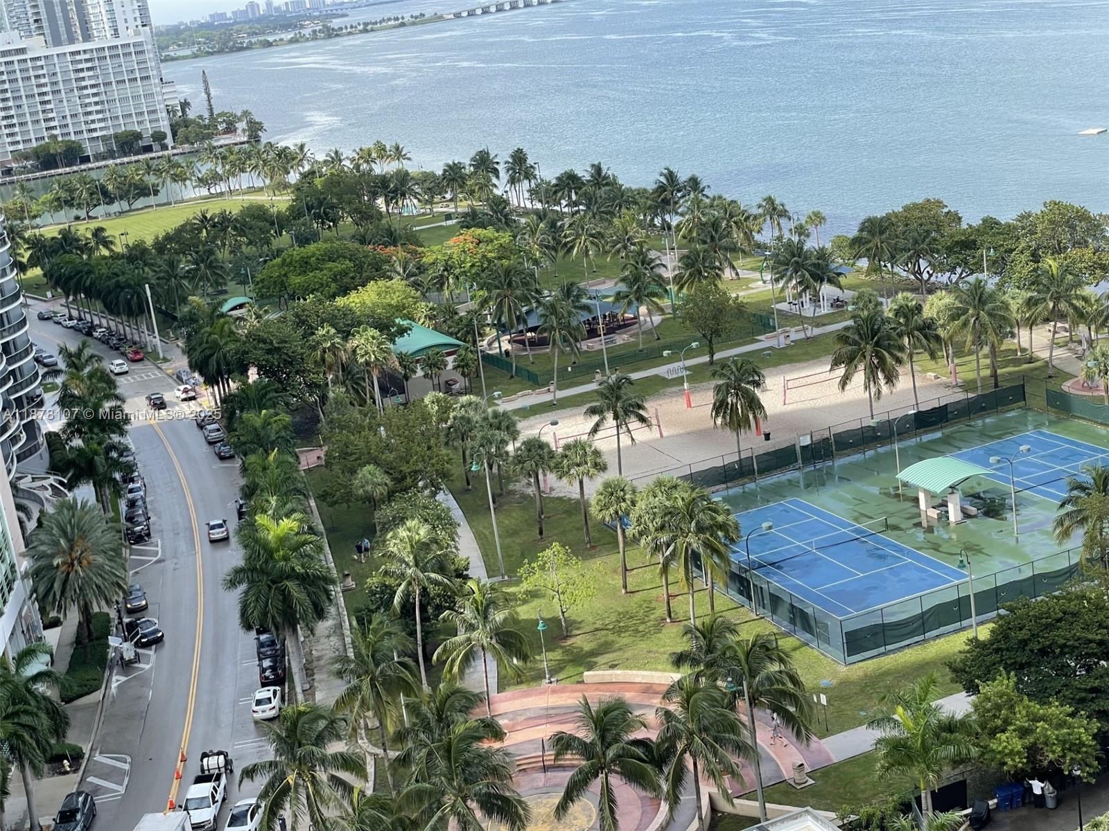 OPERA TOWER CONDO - Residential