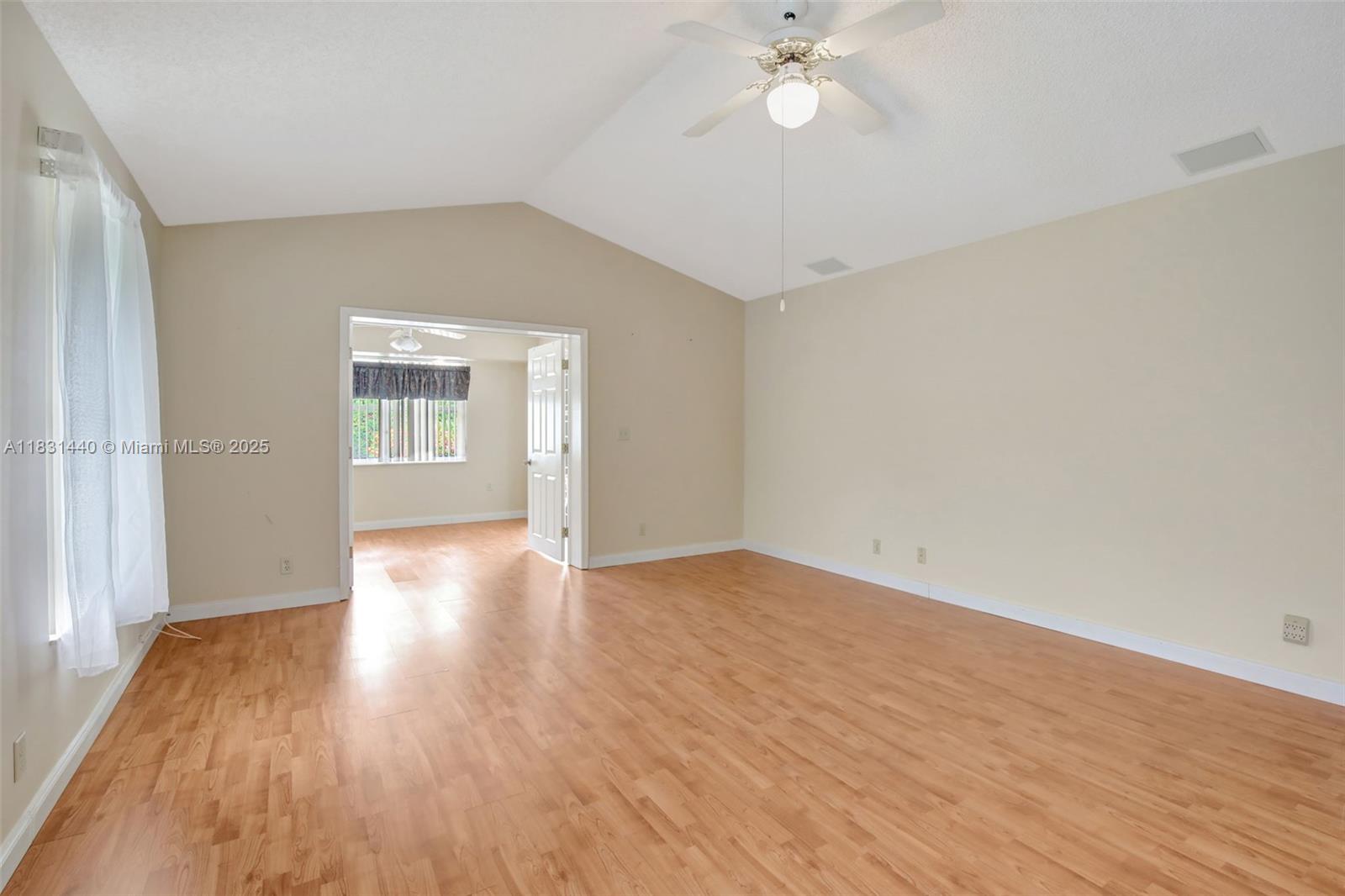 1600 SW 52nd Way