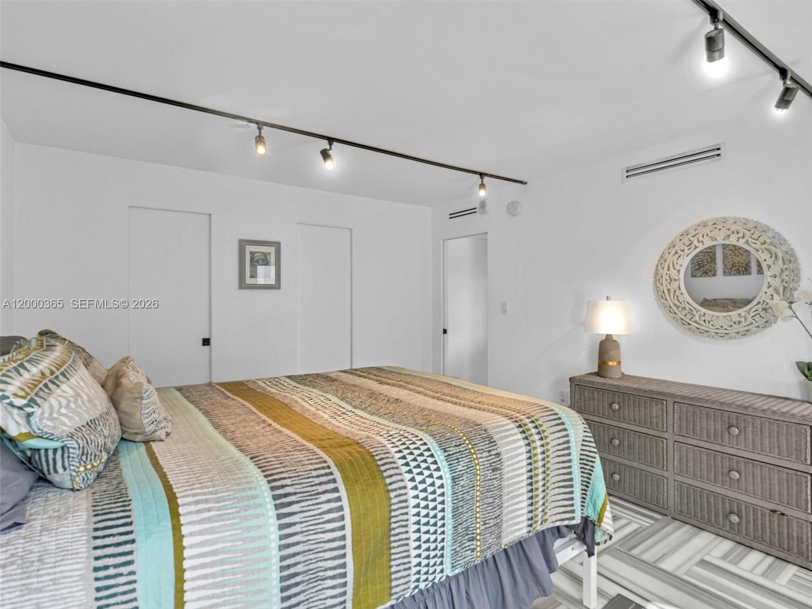 ALTON PARK CONDO - Residential