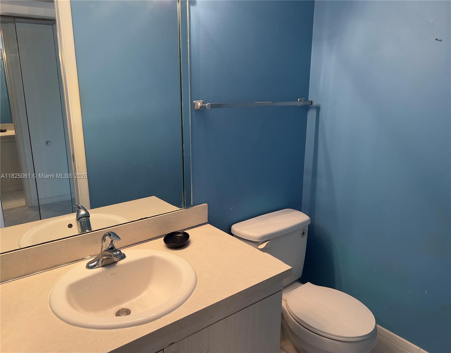 4701 Martinique Dr F1