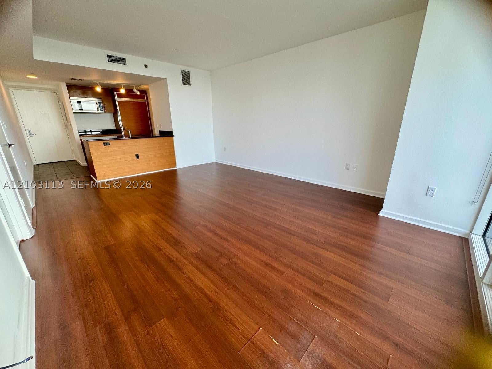 50 BISCAYNE Blvd 3807