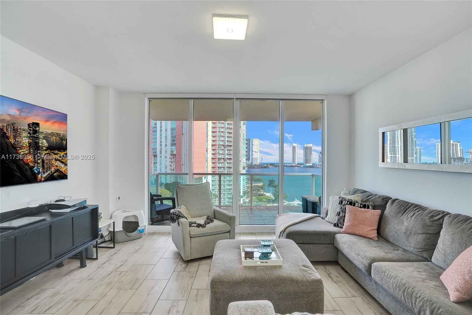 AVENTURA MARINA CONDO NUM - Residential