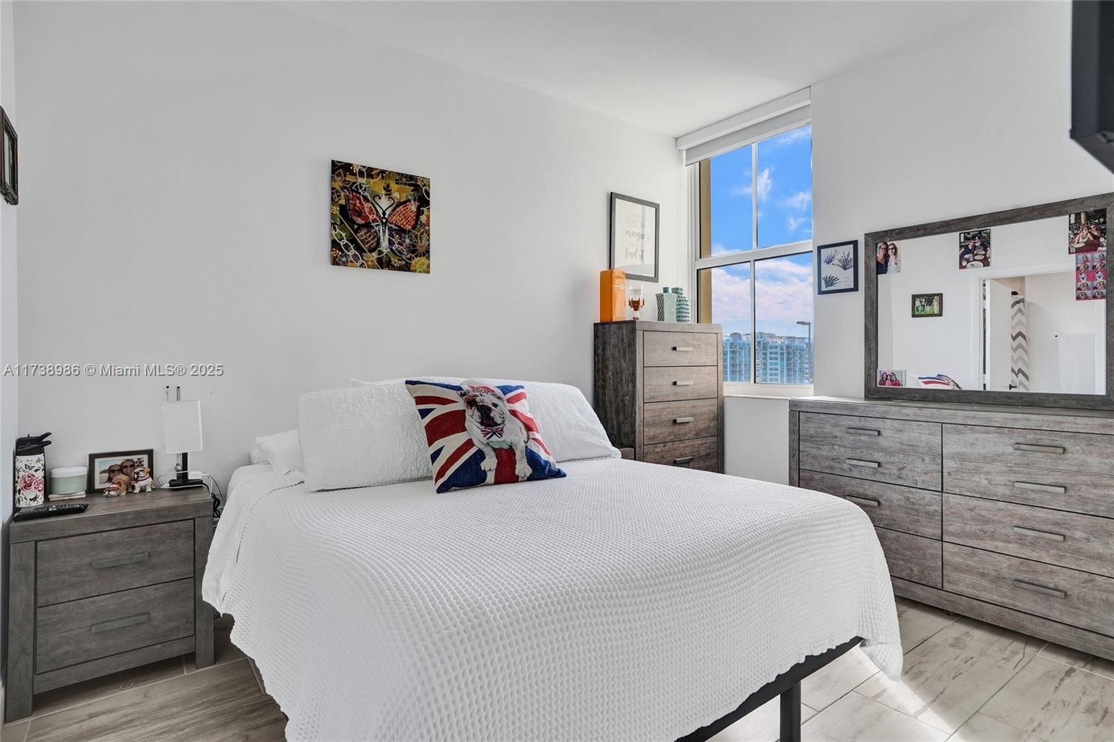 AVENTURA MARINA CONDO NUM - Residential