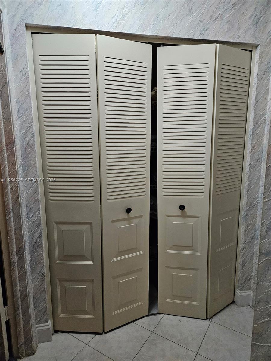 RIVIERA - Residential