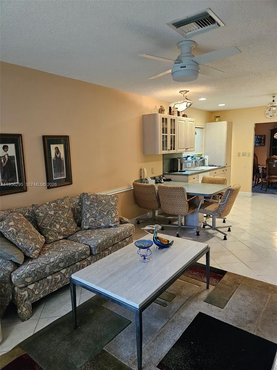 RIVIERA - Residential