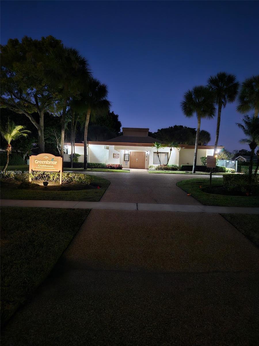 RIVIERA - Residential