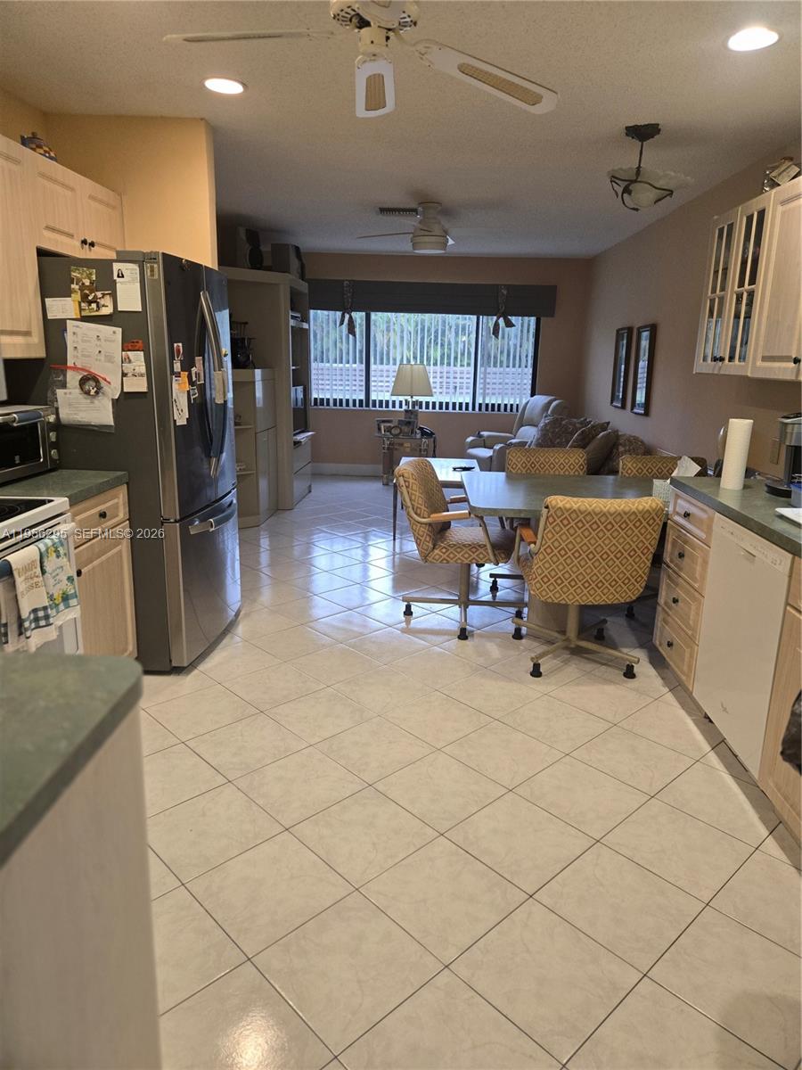 RIVIERA - Residential