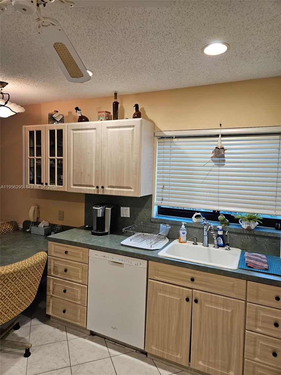 RIVIERA - Residential