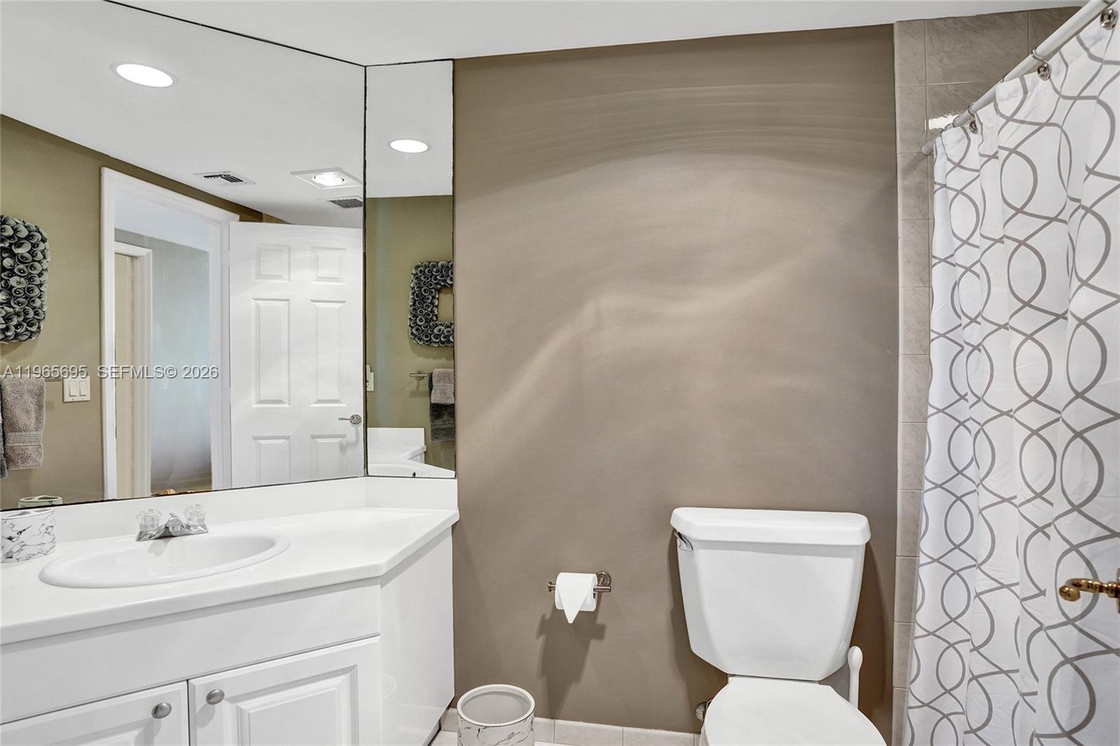 BIRCH POINTE CONDO - Residential