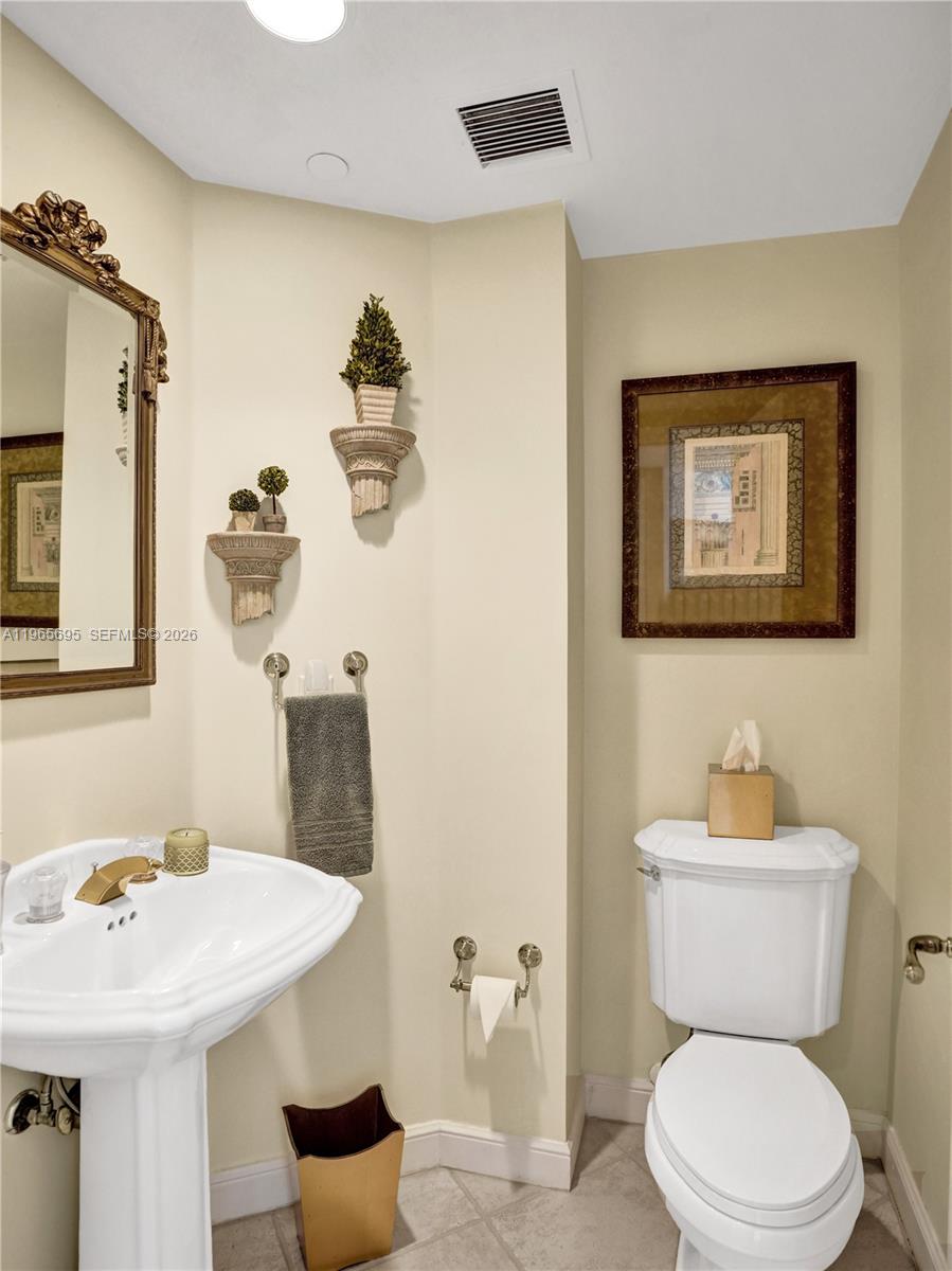 BIRCH POINTE CONDO - Residential