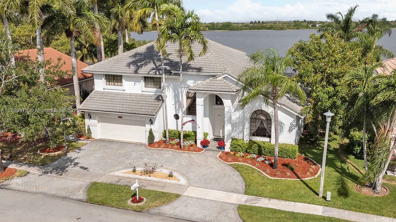SILVER LAKES AT PEMBROKE - Residential