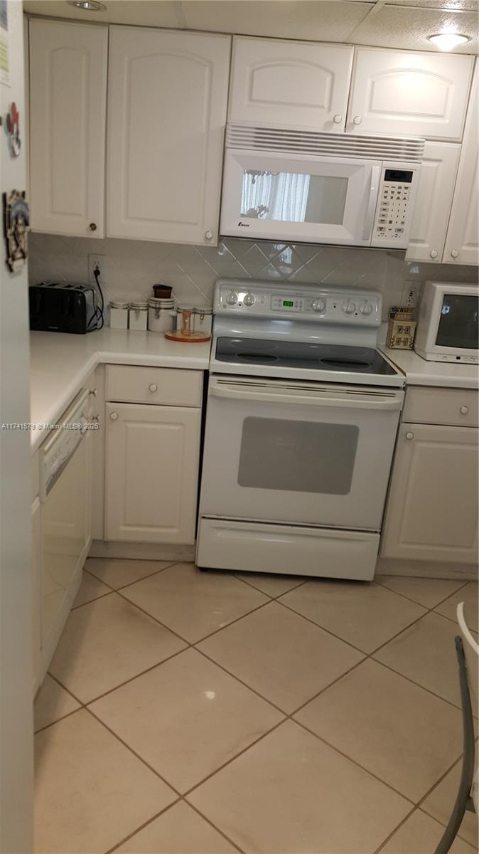 POINTE SOUTH CONDO - Residential
