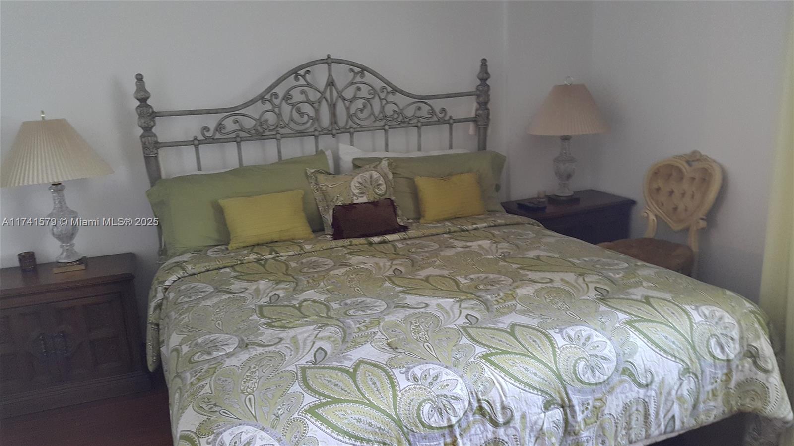POINTE SOUTH CONDO - Residential