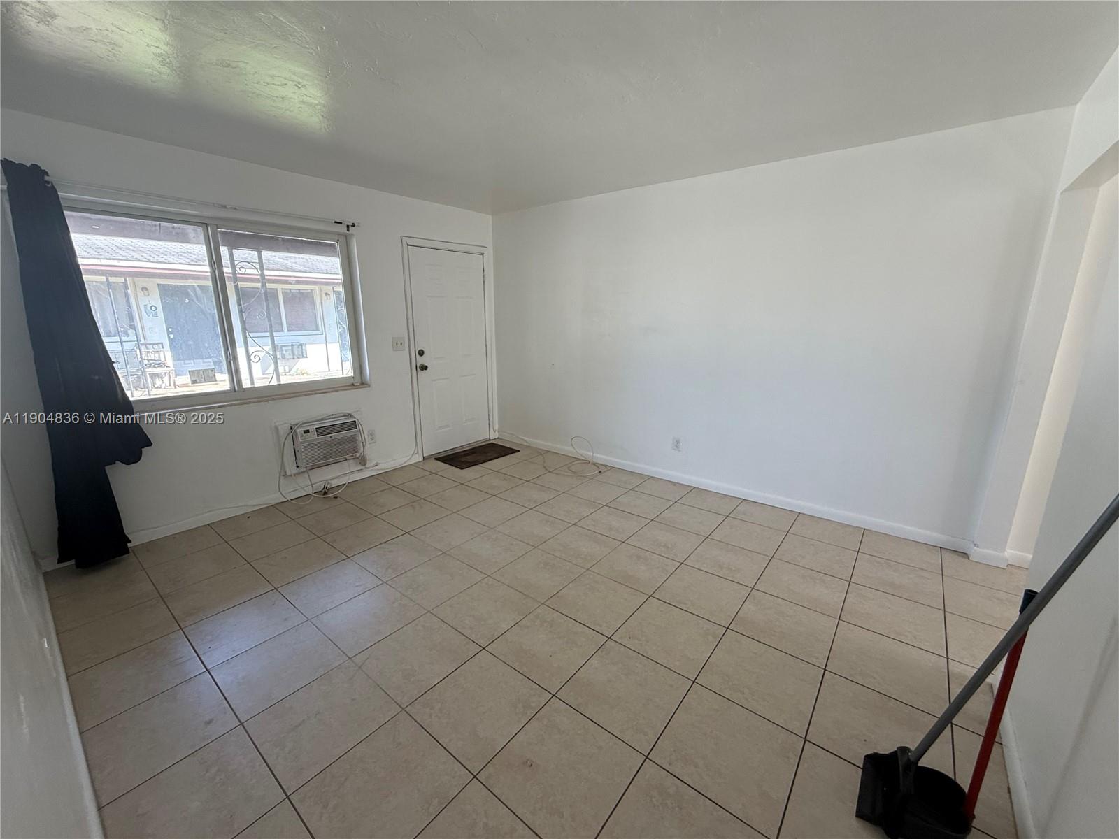 SUNNY ACRES - Residential Lease