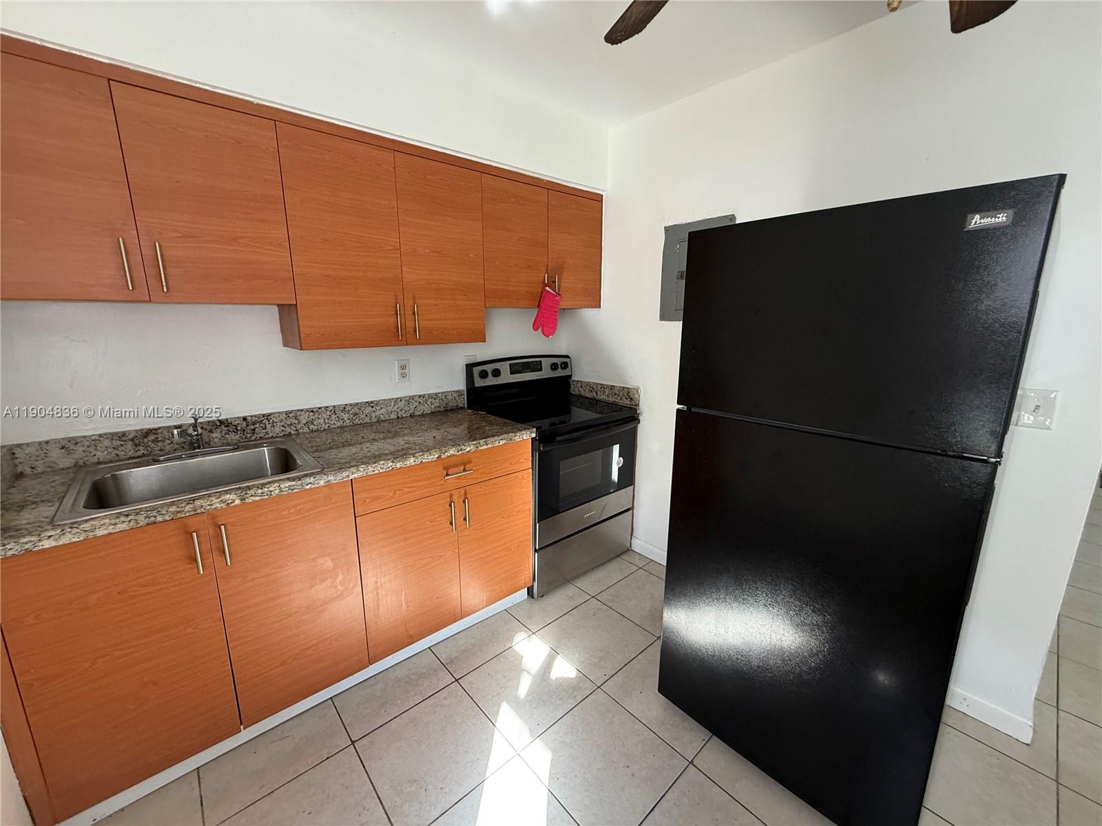 SUNNY ACRES - Residential Lease