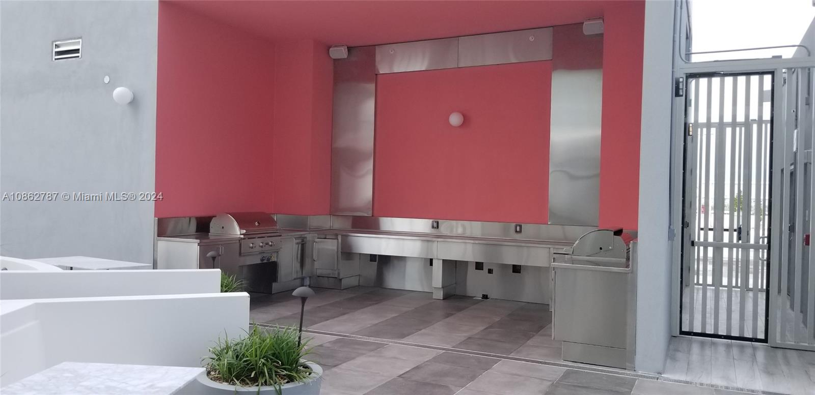 Metropica - Residential