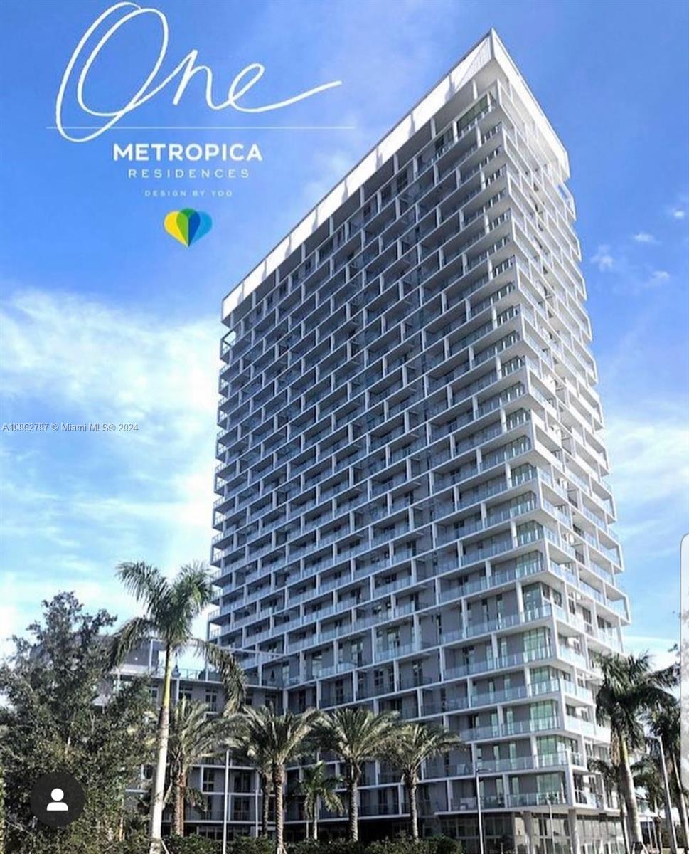 1 Bedroom, 1.5 Bath plus Den, and 1 extra Assigned parking space valued at $25k!
Best Price @ METROPICA, a master planned community located in Sunrise next to Sawgrass Mills Mall
This luxurious tower offers the best of city living. ONE Metropica, designed by award winning international masters, Oppenheim Architecture and YOO Studios Designers from London
Featuring stunning contemporary living spaces, equipped with stainless steel appliances, porcelain tile floors, Italian Kitchens and Bathrooms with Quartz countertops
Resort style amenities include state-of-the-art fitness center, heated infinity pool, jacuzzi, 2 tennis courts, club room, cinema, children's play room and 24 valet, security/concierge services, pet friendly