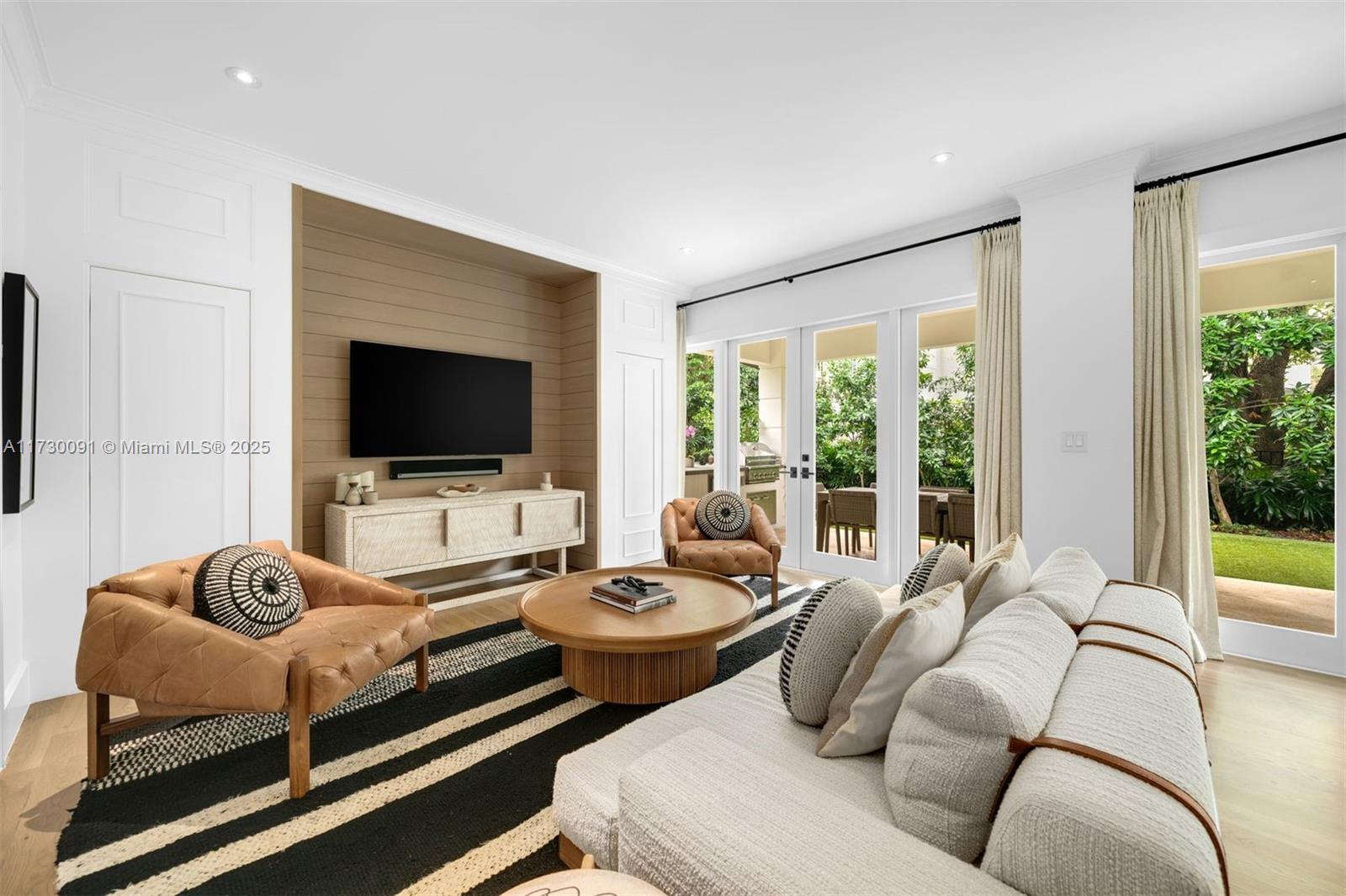 CORAL GABLES RIVIERA SEC - Residential