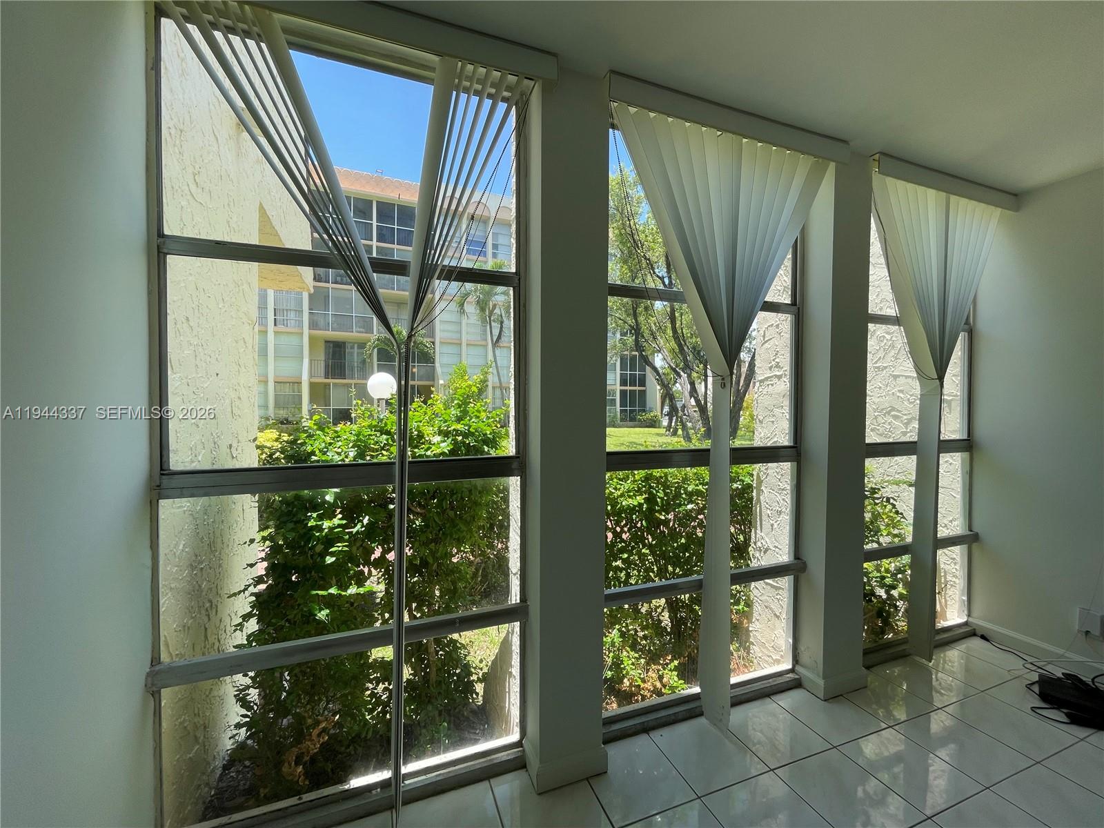 851 Three Islands Blvd 106