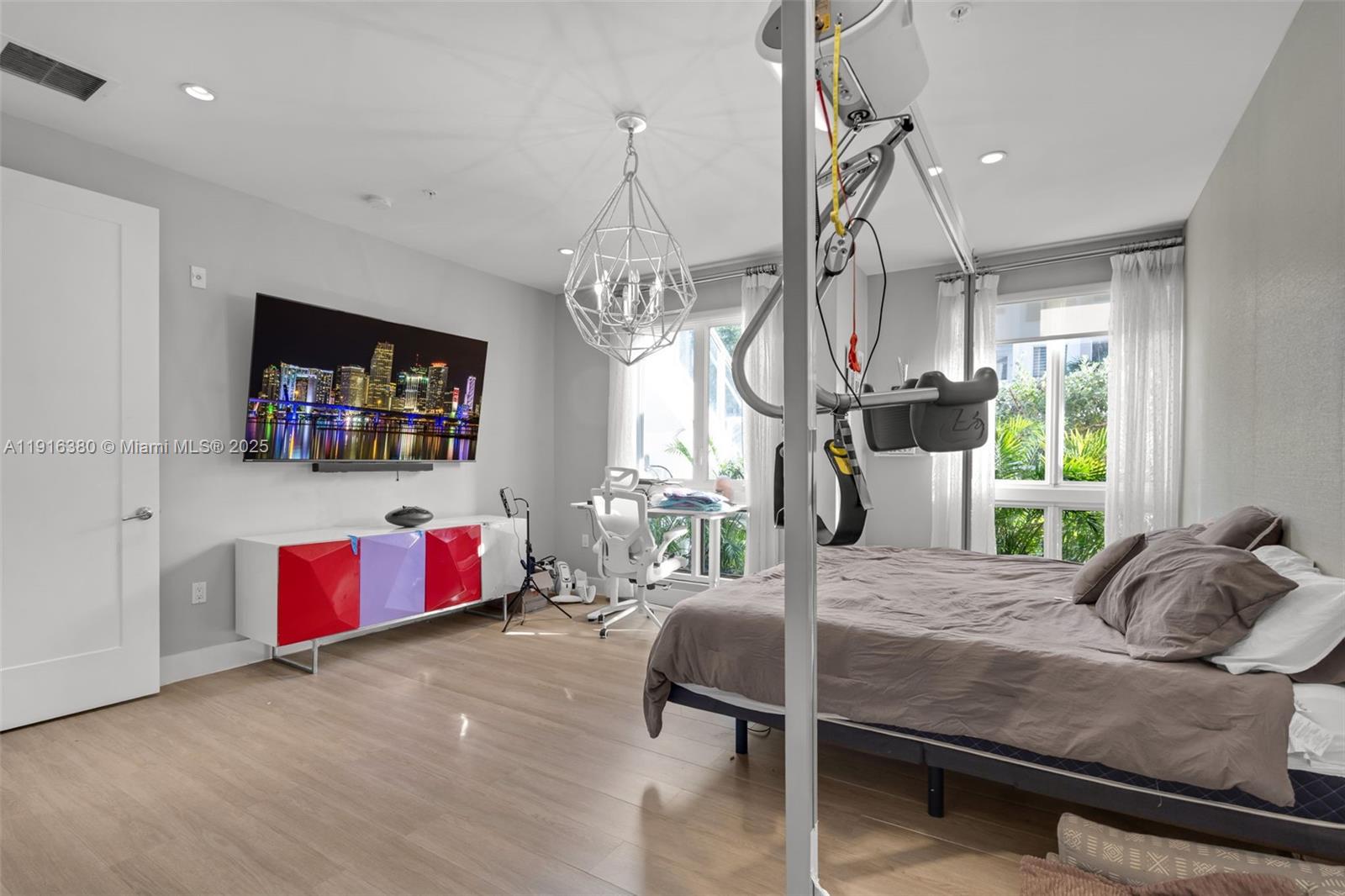 LANDMARK AT DORAL CONDO - Residential