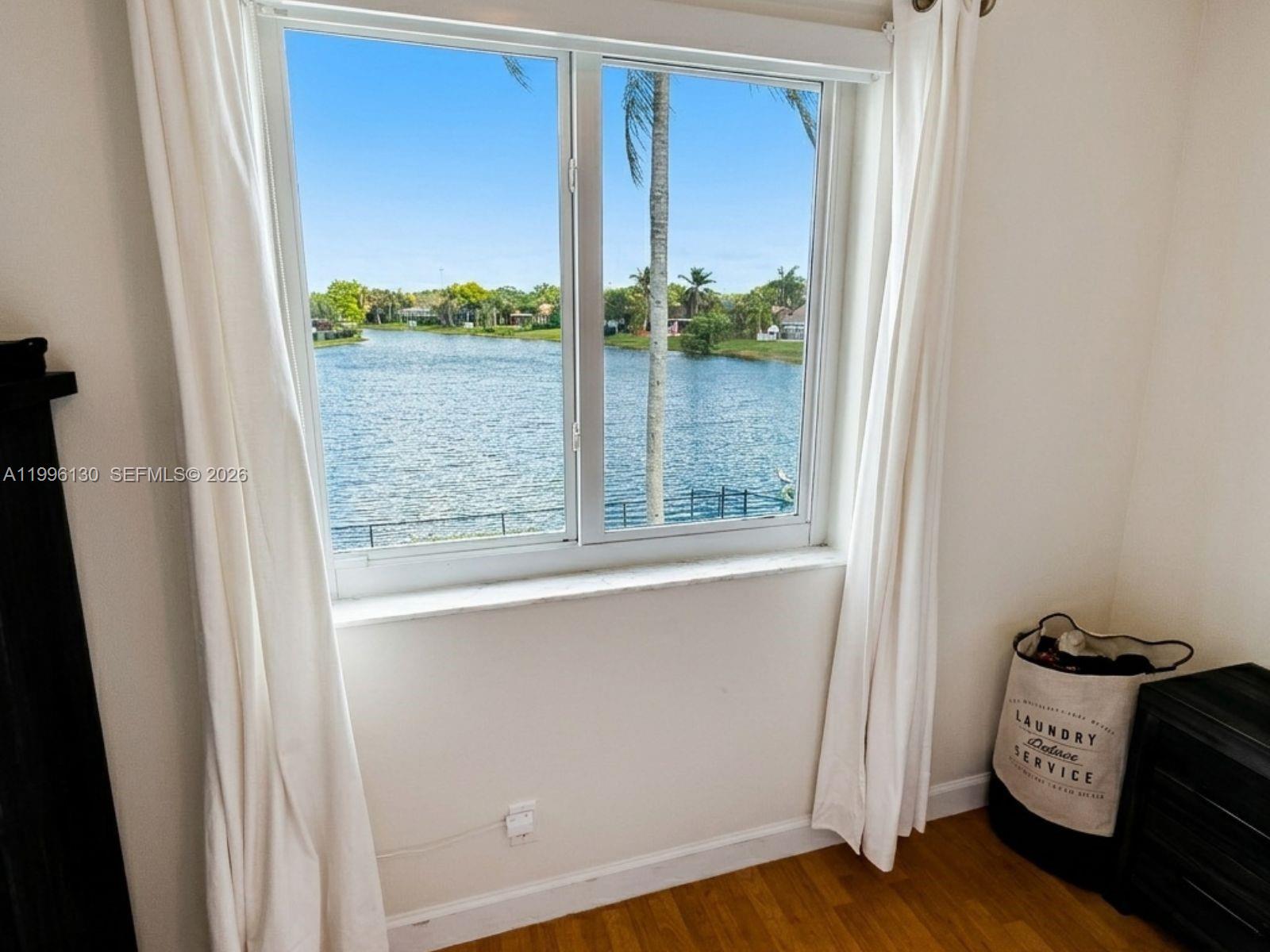 CHAPEL TRAIL REPLAT SECTI - Residential Lease