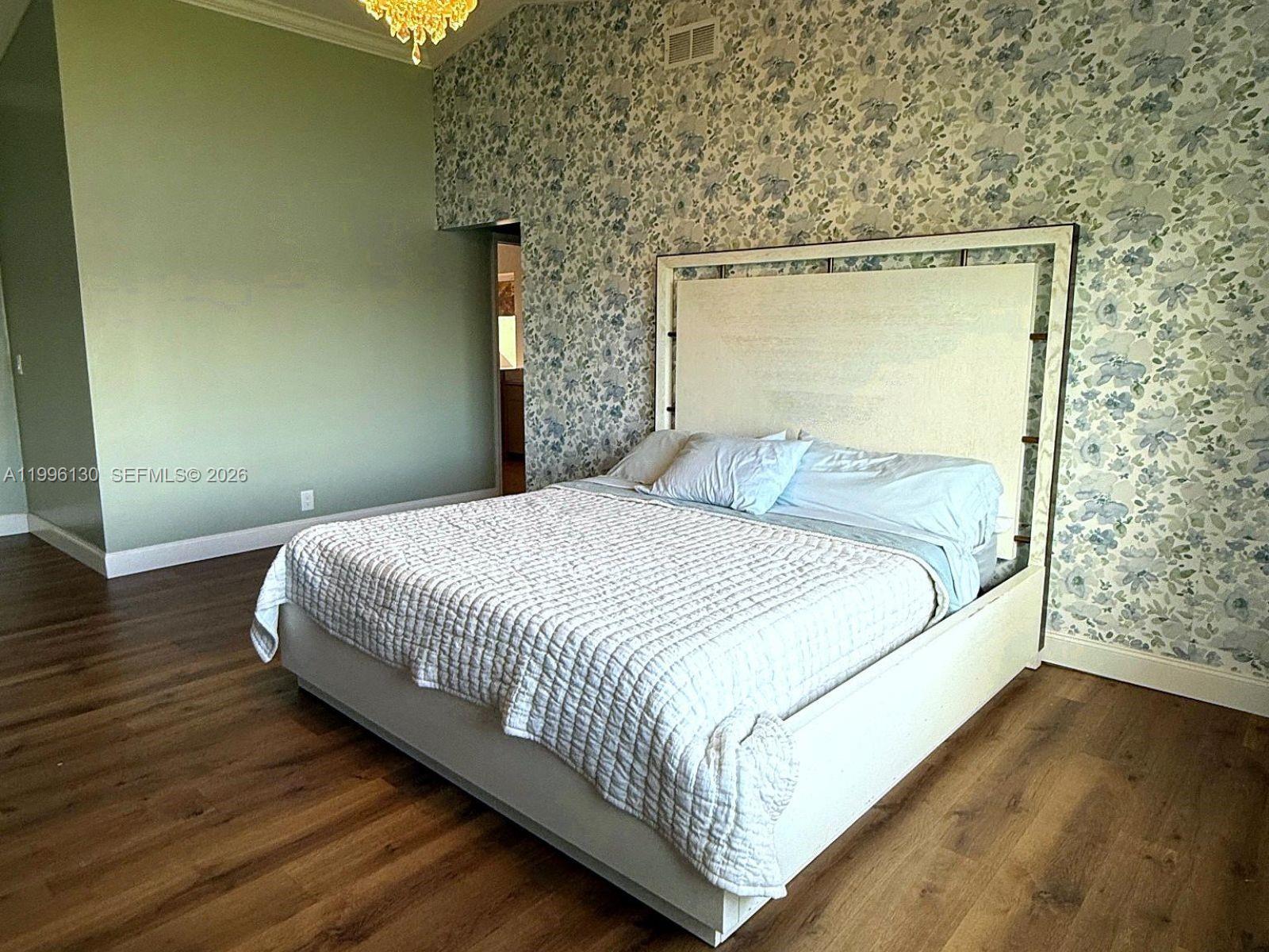 CHAPEL TRAIL REPLAT SECTI - Residential Lease