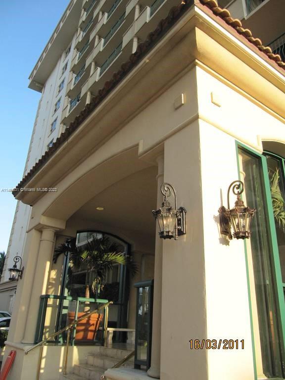 CARLISLE ON THE OCEAN CON - Residential Lease