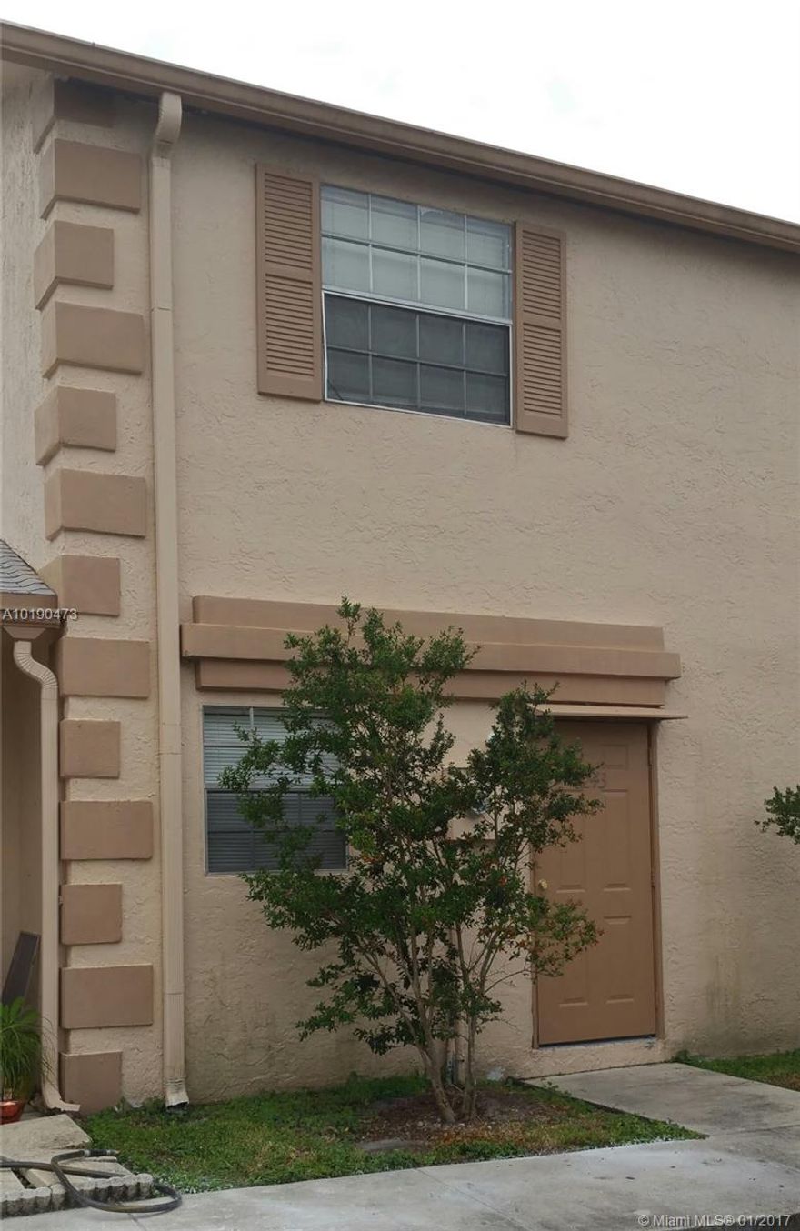 Very Spacious 2BR/2.5BT Townhome with Private fenced in backyard is waiting for you to call this home. This townhome is currently being fixed up with some remodels including a new master bath, new kitchen countertops, and more modern light fixtures. AC was purchased brand new 3 years ago. Washer and Dryer Included! Great opportunity to bring in the new year living in West Sunrise at an affordable price!