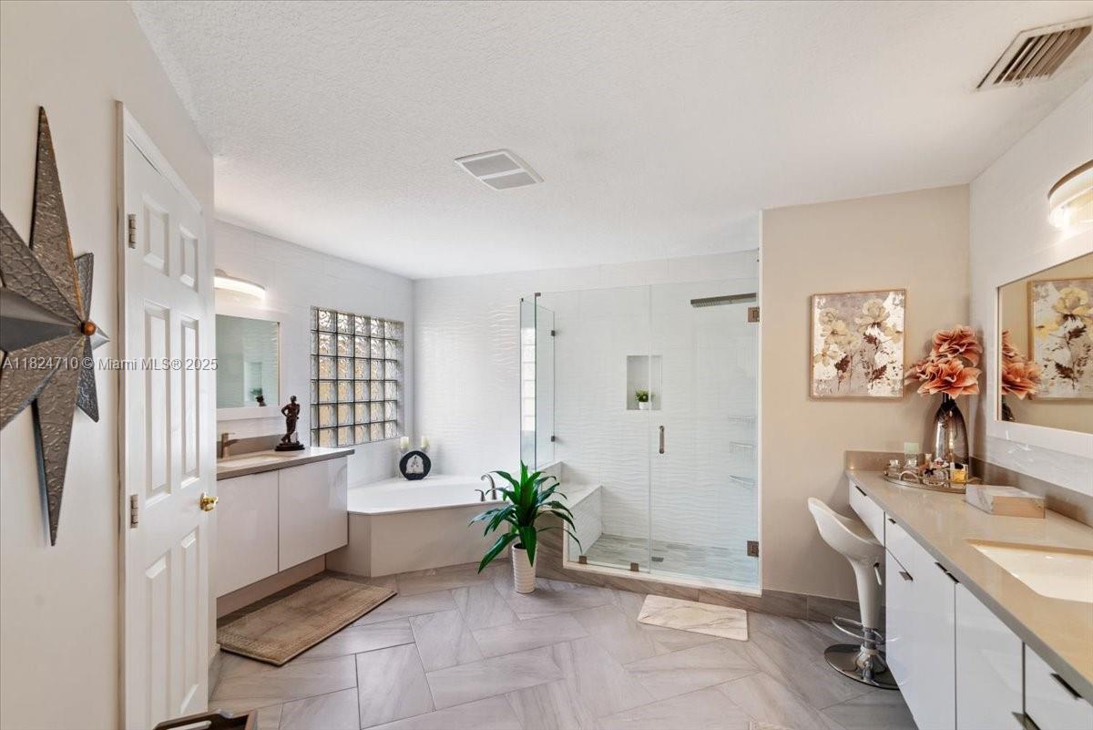 HEFTLER HOMES AT PEMBROKE - Residential