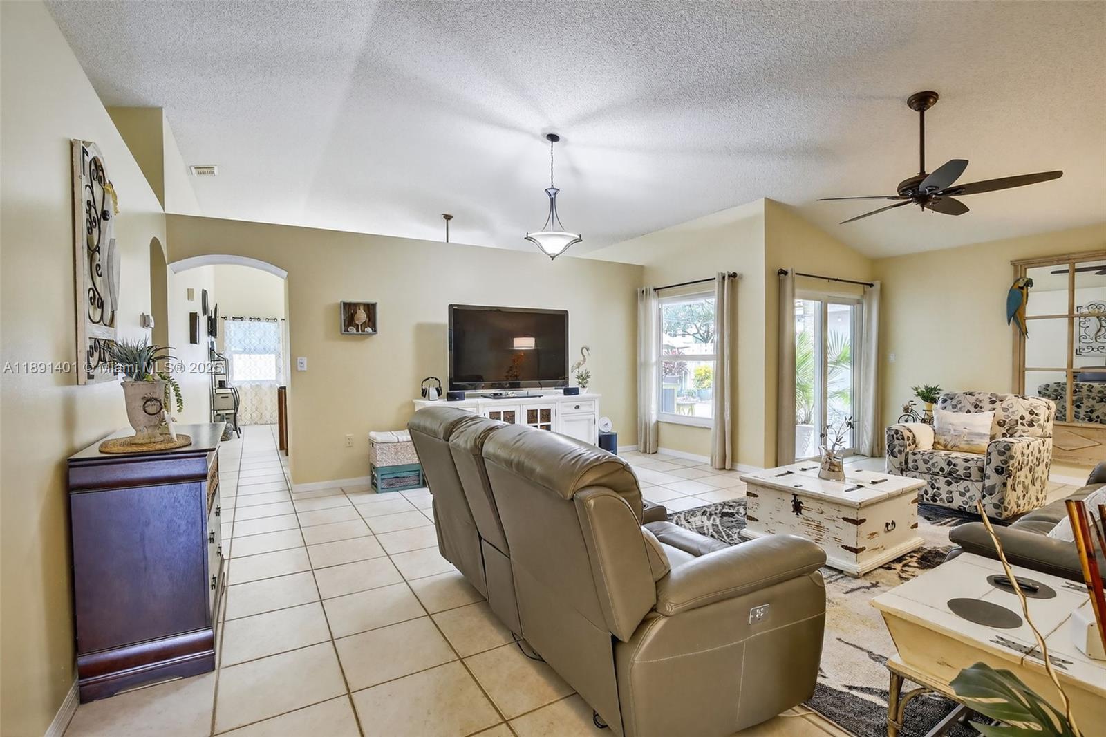 SAVANNAH PLAT 3 - Residential