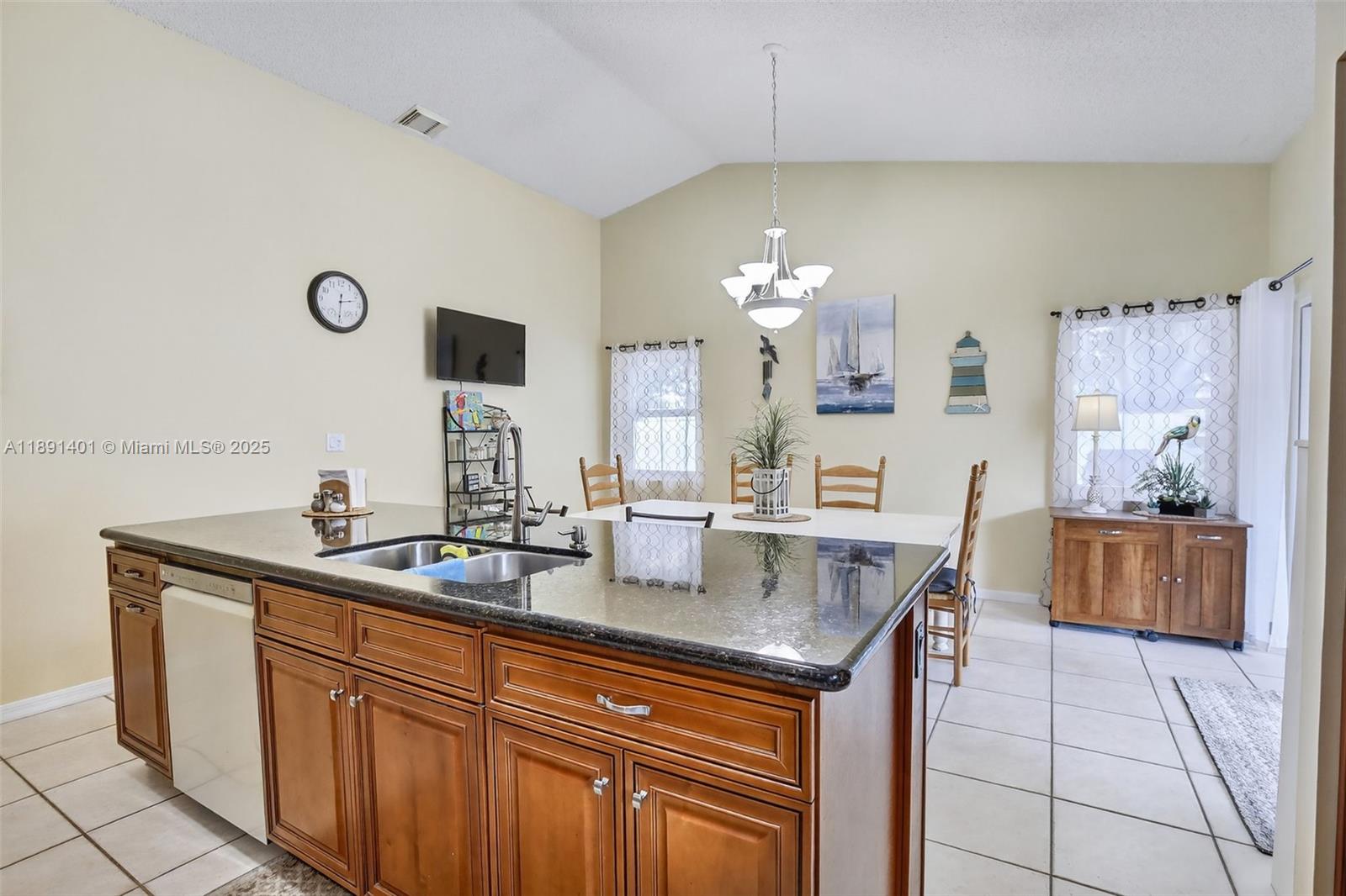 SAVANNAH PLAT 3 - Residential