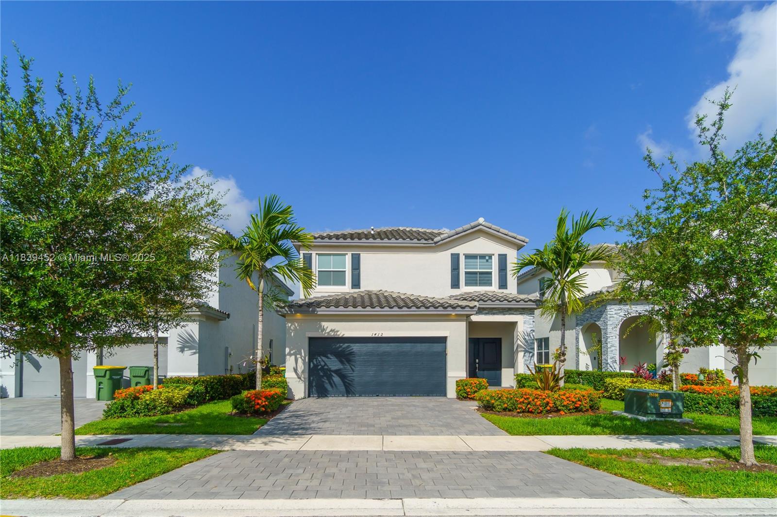 Gorgeous Home with Lake Views in a Prime Location!
This spacious 4-bedroom, 3-bathroom home offers stunning lake views and a thoughtfully designed layout perfect for comfortable living. Featuring impact windows throughout, this home combines style, safety, and energy efficiency.
Located in a beautiful, well-maintained neighborhood, residents enjoy access to a resort-style clubhouse with a fully equipped gym, sparkling pool, and more. Conveniently situated just five minutes from the Turnpike and close to top-rated charter schools, this home is ideal for families and commuters alike.
Don’t miss out on this incredible opportunity—schedule your private showing today!