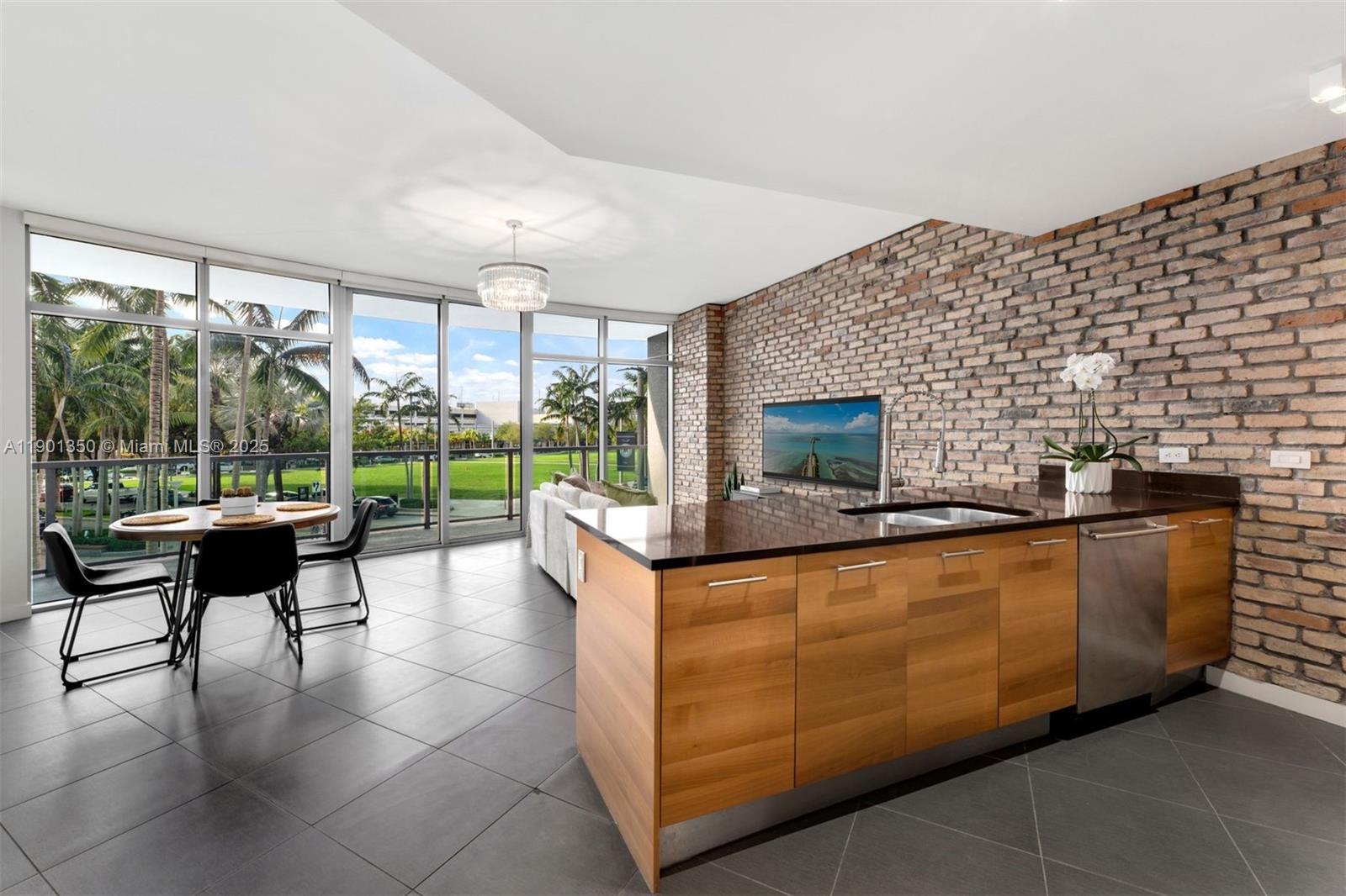 FOUR MIDTOWN MIAMI CONDO - Residential