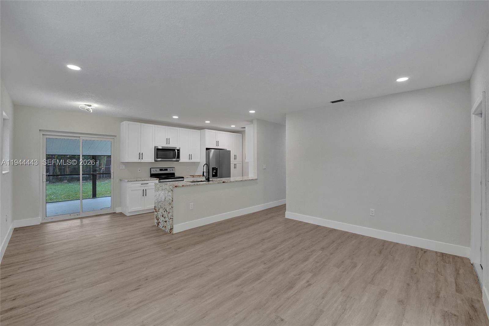 IVES ESTATES SEC 3 - Residential