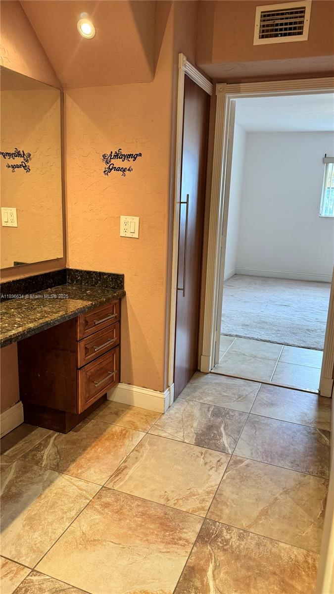 CASTLE APARTMENTS 16 COND - Residential Lease