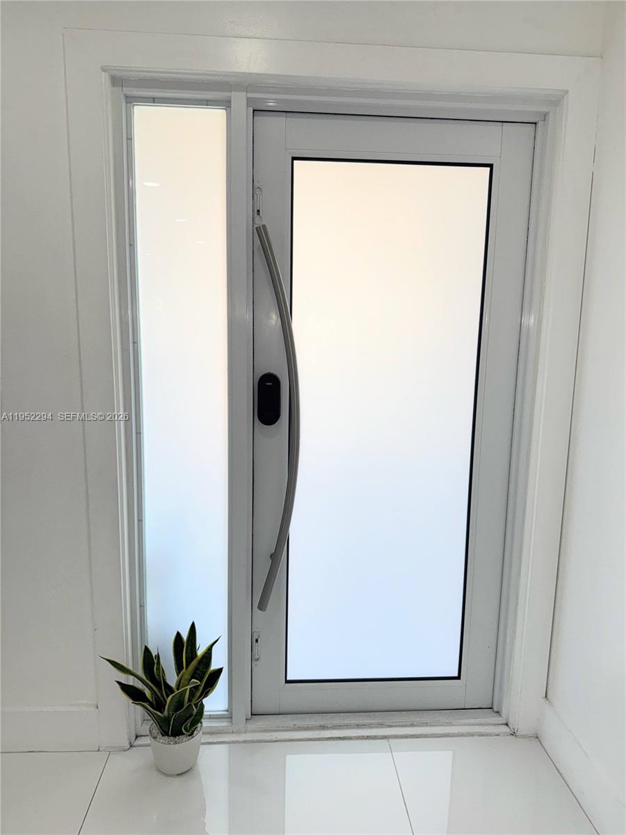 PEMBROKE LAKES SOUTH - Residential