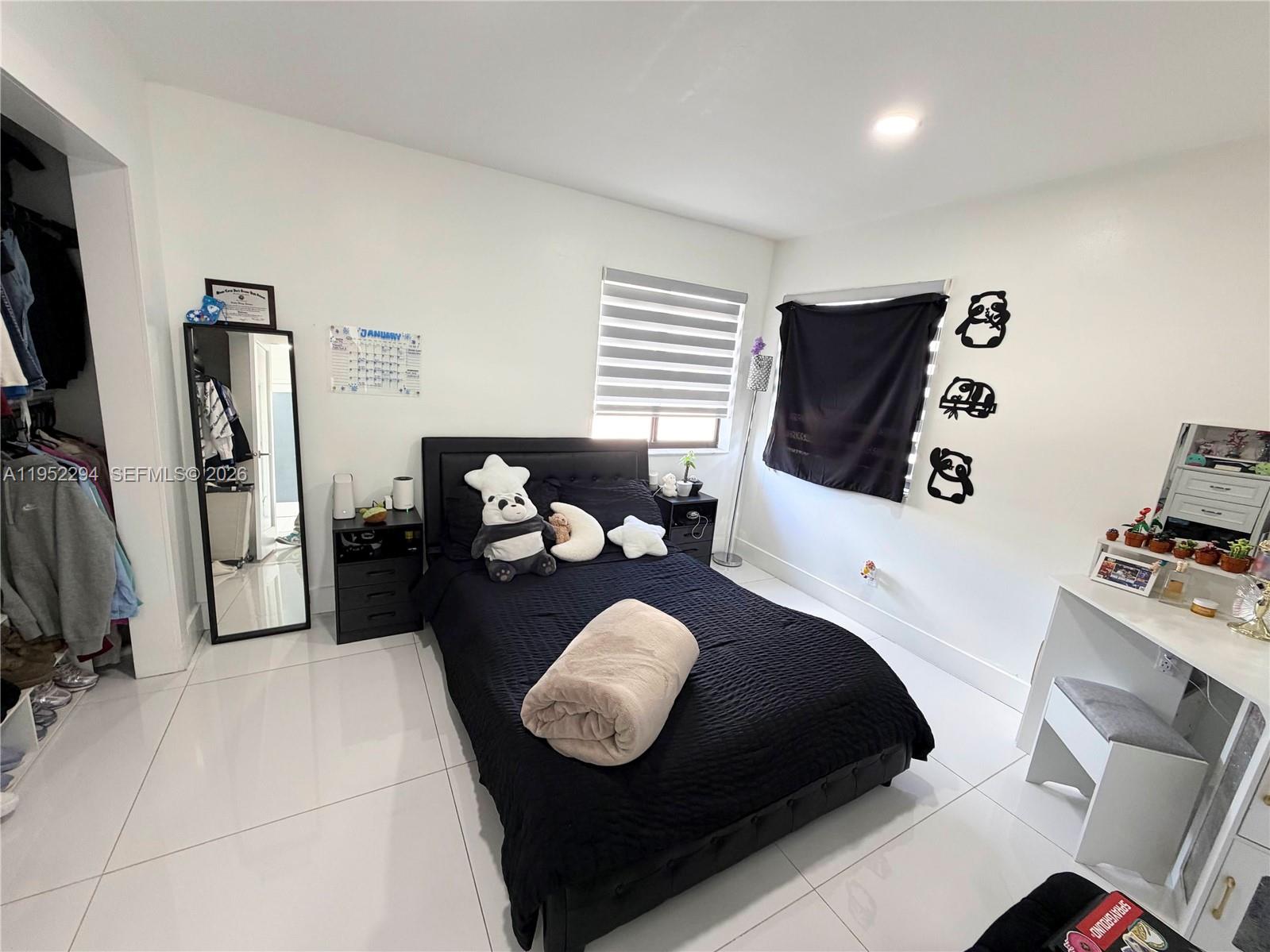 PEMBROKE LAKES SOUTH - Residential