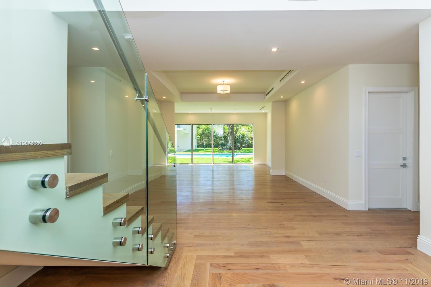 GRANADA PARK AMD - Residential