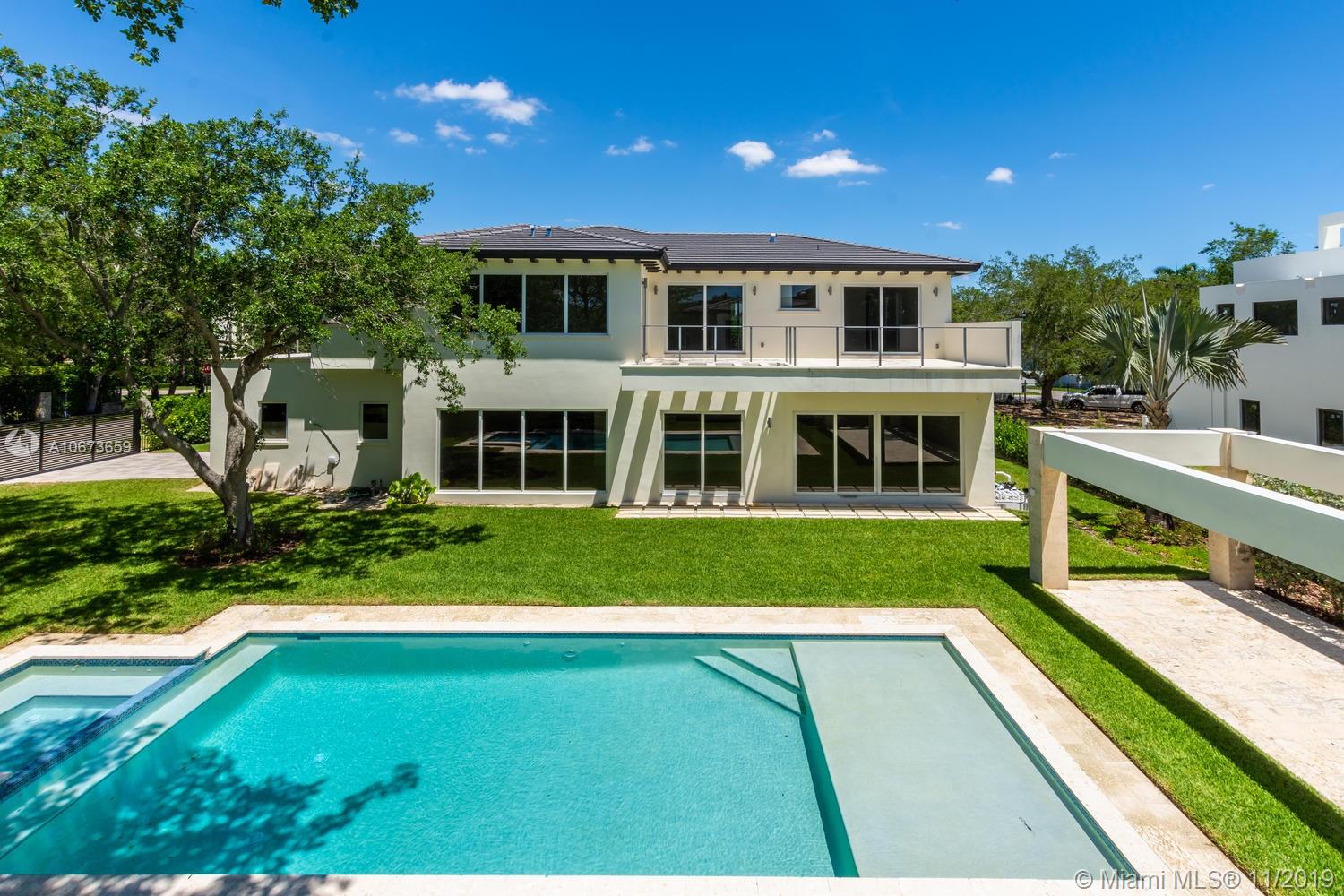 GRANADA PARK AMD - Residential